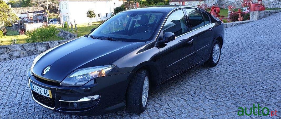 2012' Renault Laguna 1.5 Dci 110Cv Gps photo #2