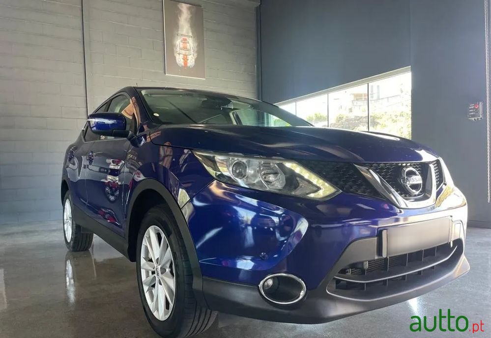 2015' Nissan Qashqai 1.2 Dig-T Tekna photo #3