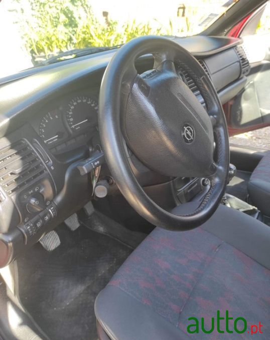 1997' Opel Vectra photo #5
