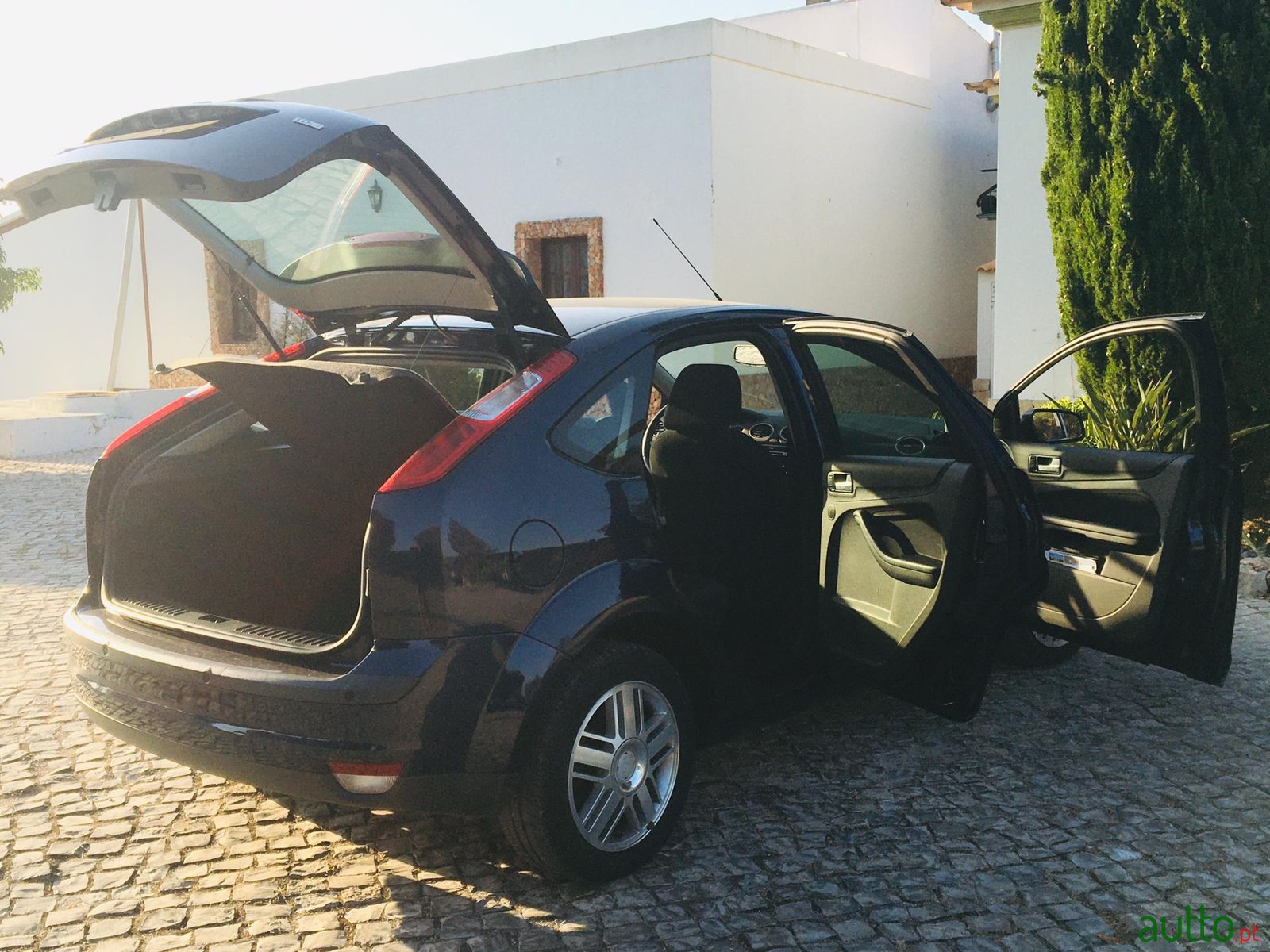 2005' Ford Focus photo #5