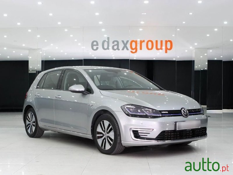 2019' Volkswagen e-Golf Ac/Dc photo #1