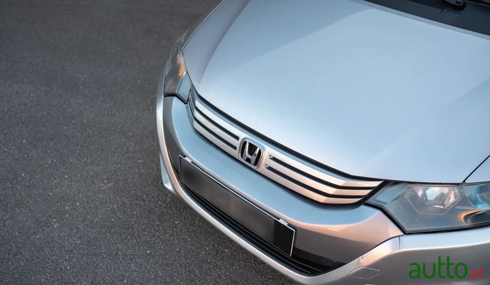2010' Honda Insight photo #3