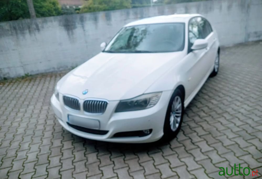 2012' BMW Série 3 photo #1