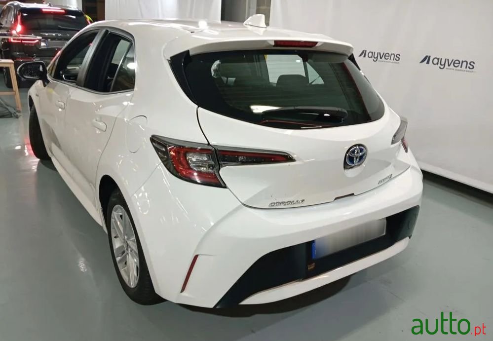2020' Toyota Corolla 1.8 Hybrid Comfort photo #2