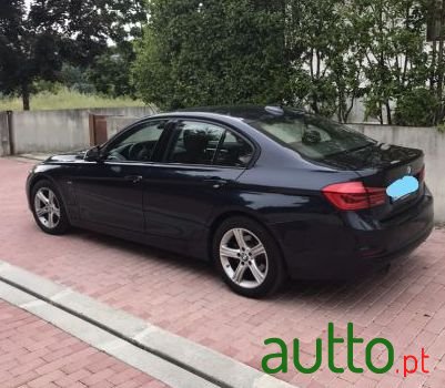 2016' BMW 318 photo #4