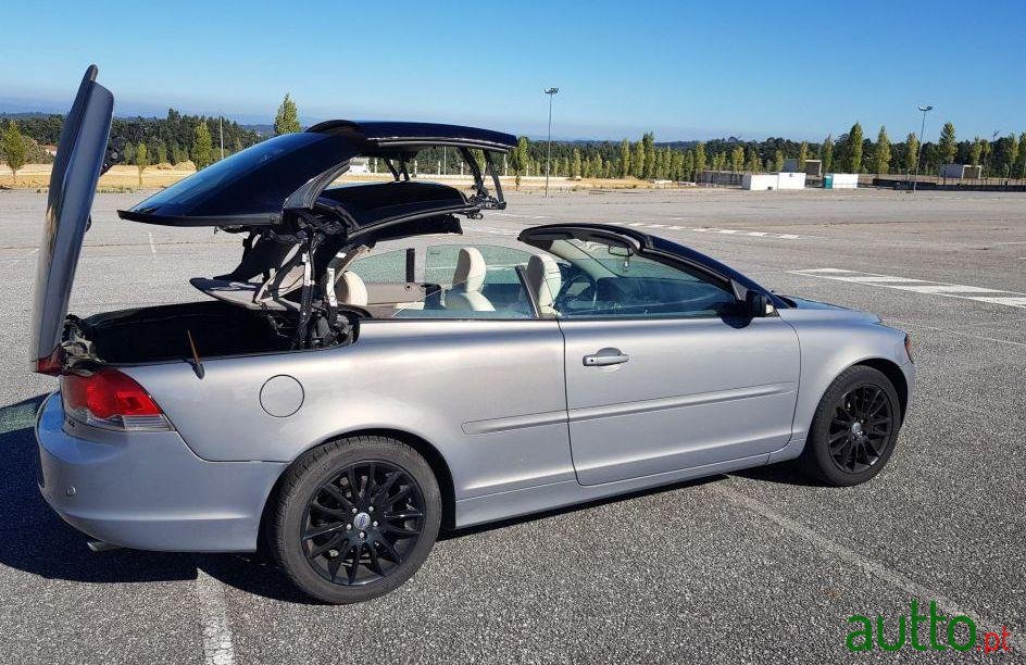 2006' Volvo C70 D5 photo #3