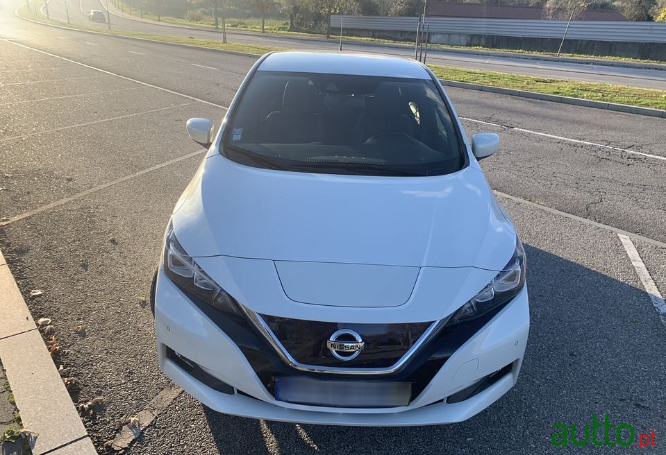 2020' Nissan Leaf photo #2