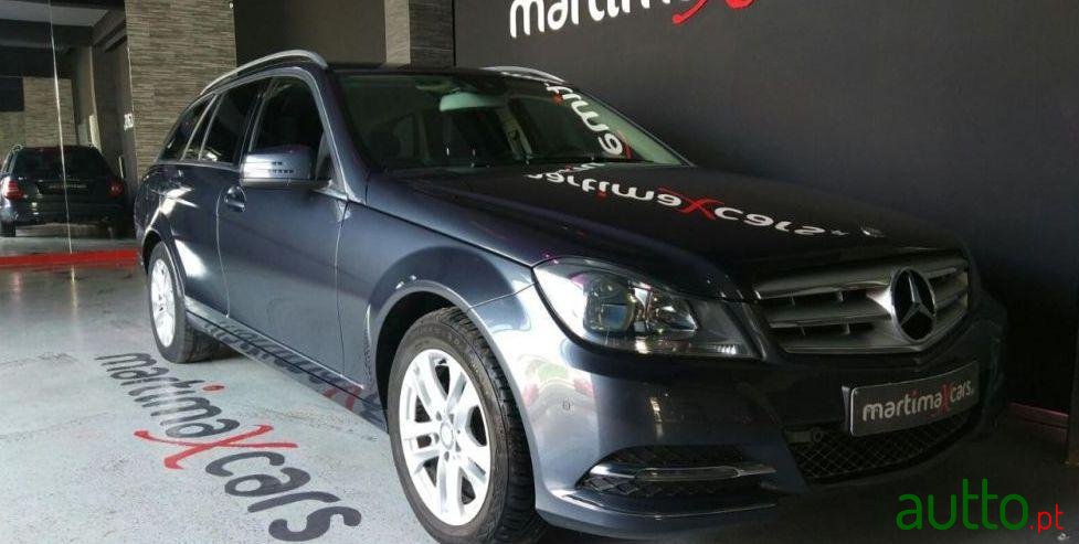 2013' Mercedes-Benz C-220 photo #2