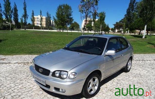 2000' Toyota Corolla H/B 1.4 Sol photo #2