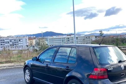 2001' Volkswagen Golf 1.4I 25 Anos