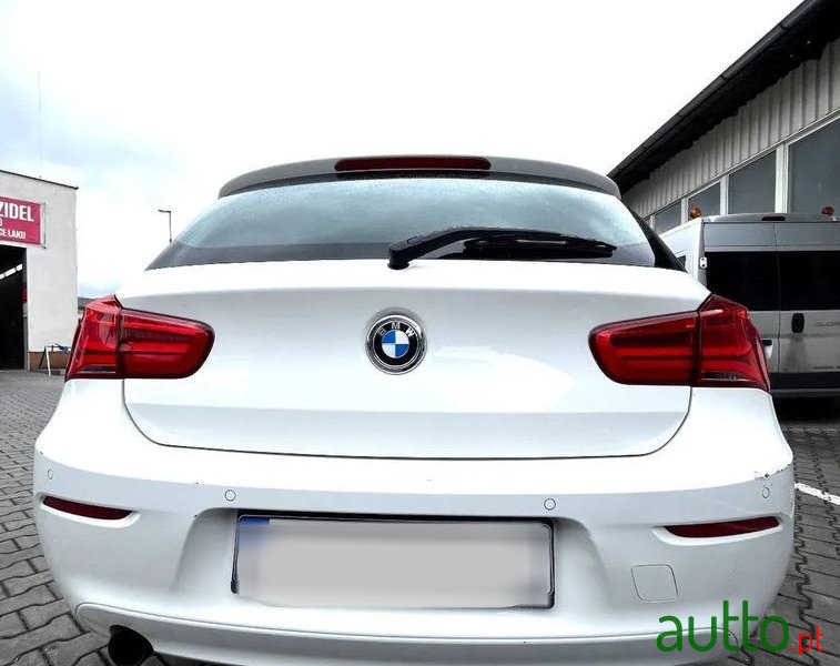 2016' BMW Série 1 I Pack M photo #3