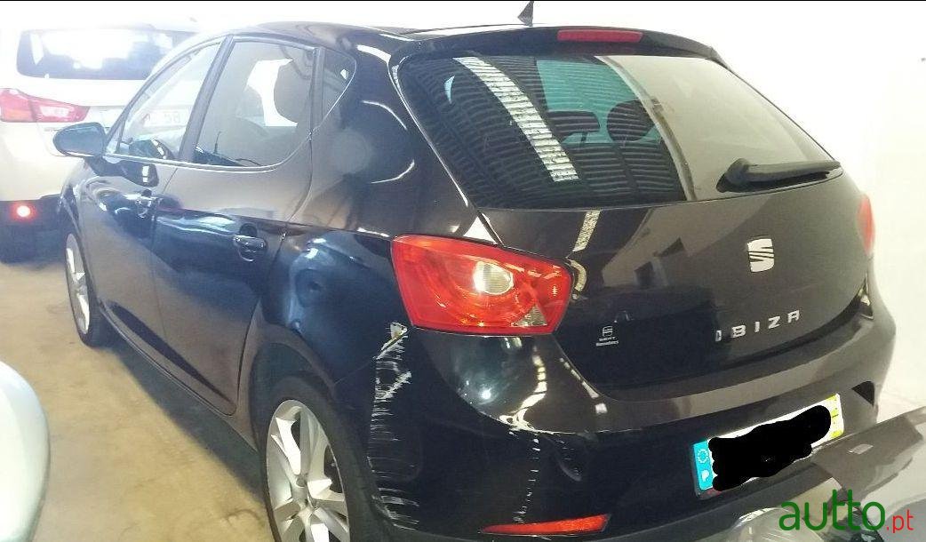 2010' SEAT Ibiza 1.6 Tdi Sport photo #1