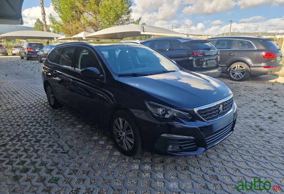 2018' Peugeot 308 Sw photo #5