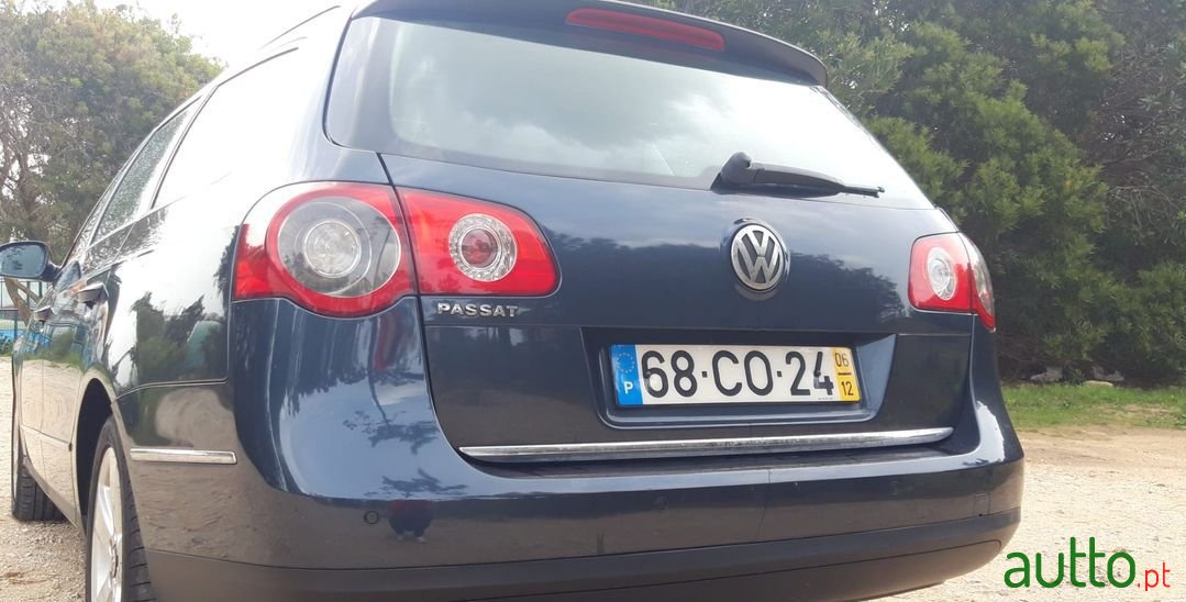 2006' Volkswagen Passat Variant photo #4