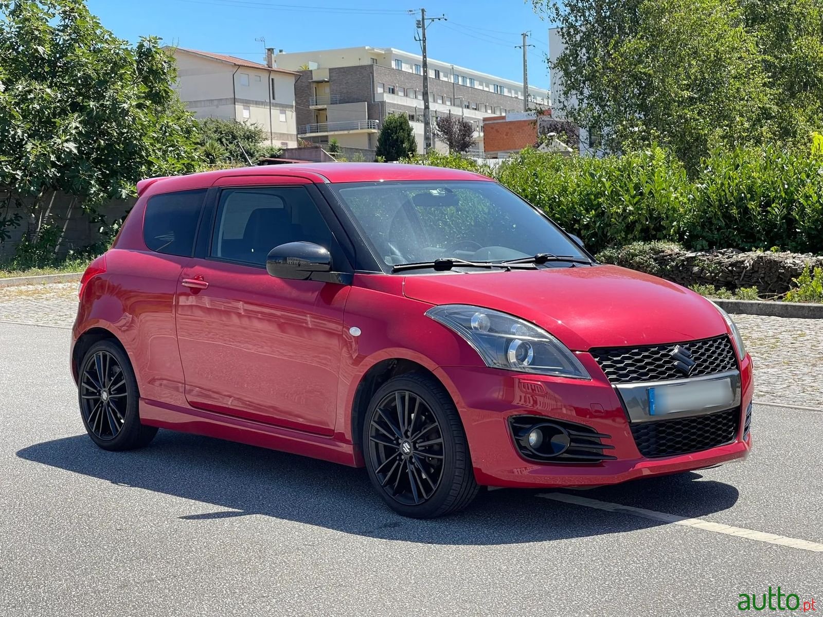 2012' Suzuki Swift photo #6