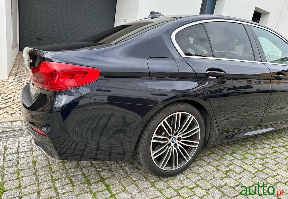 2019' BMW 520 D Pack M Auto photo #6