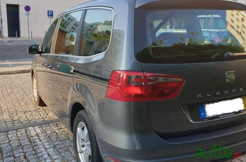 2015' SEAT Alhambra photo #2
