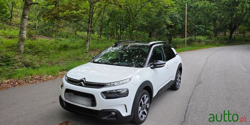 2020' Citroen C4 Cactus photo #6