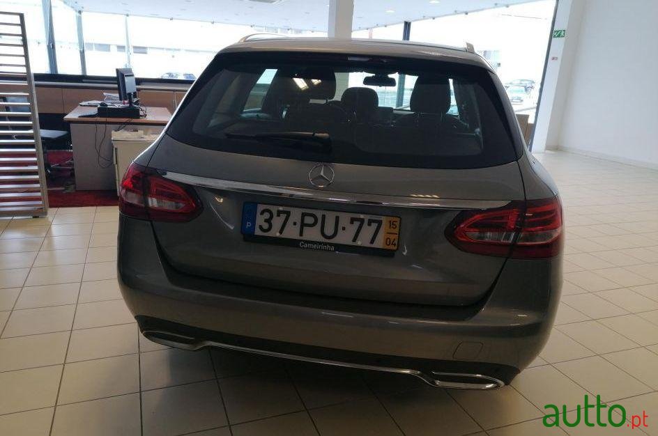 2015' Mercedes-Benz C-180 photo #4