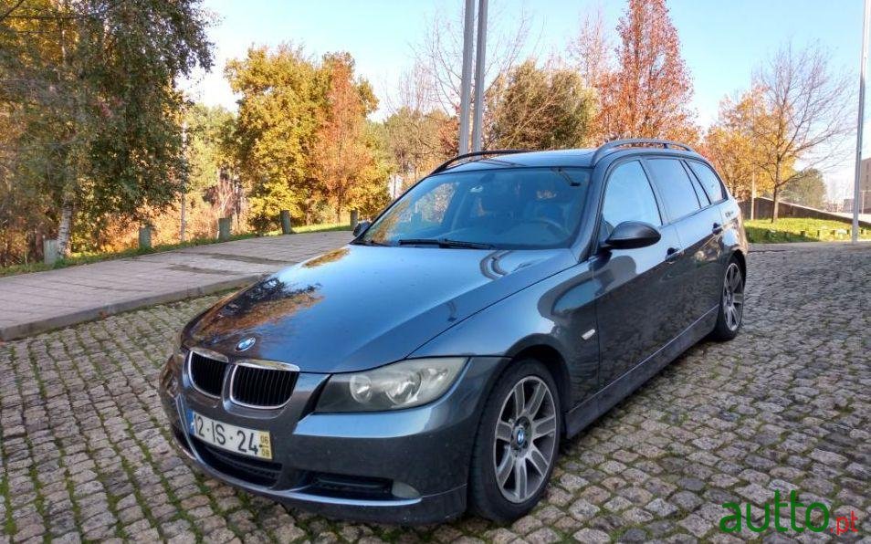 2006' BMW 320 D Touring photo #1