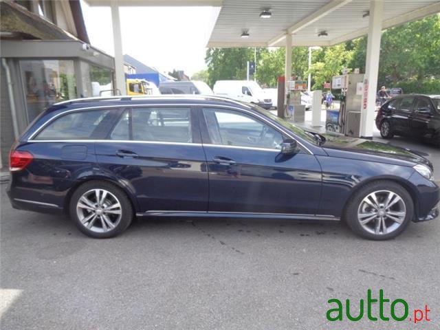 2013' Mercedes-Benz 200E Avantgarde photo #2