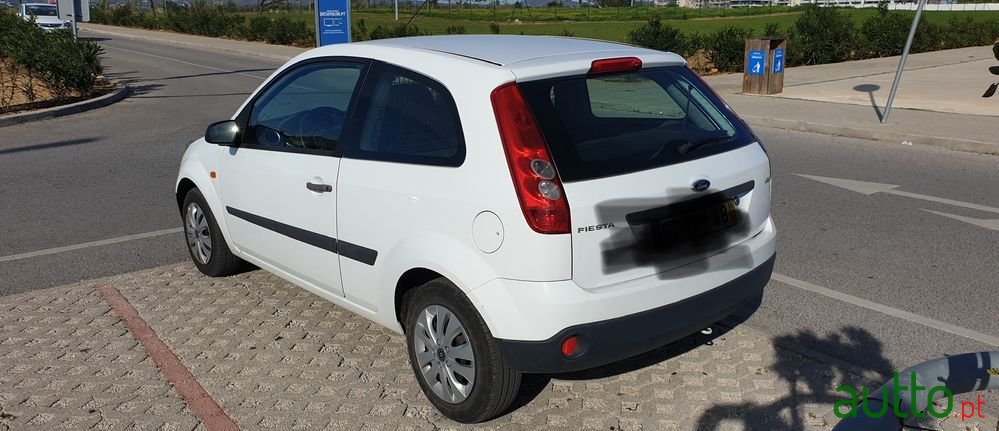 2006' Ford Fiesta photo #1