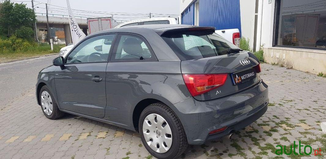 2016' Audi A1 1.4 Tdi photo #3