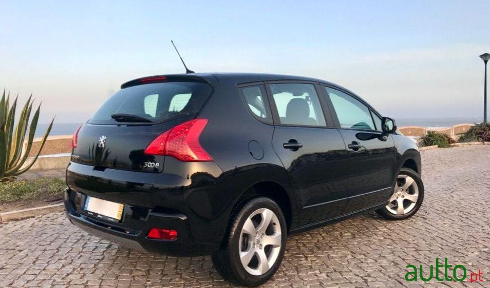 2012' Peugeot 3008 photo #3