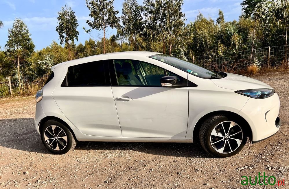 2017' Renault Zoe photo #2