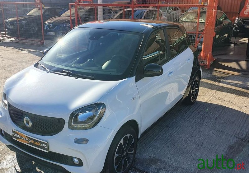 2016' Smart Forfour photo #4