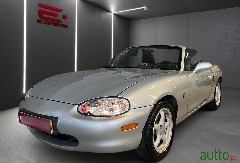 1999' Mazda MX-5 1.6 16V photo #1