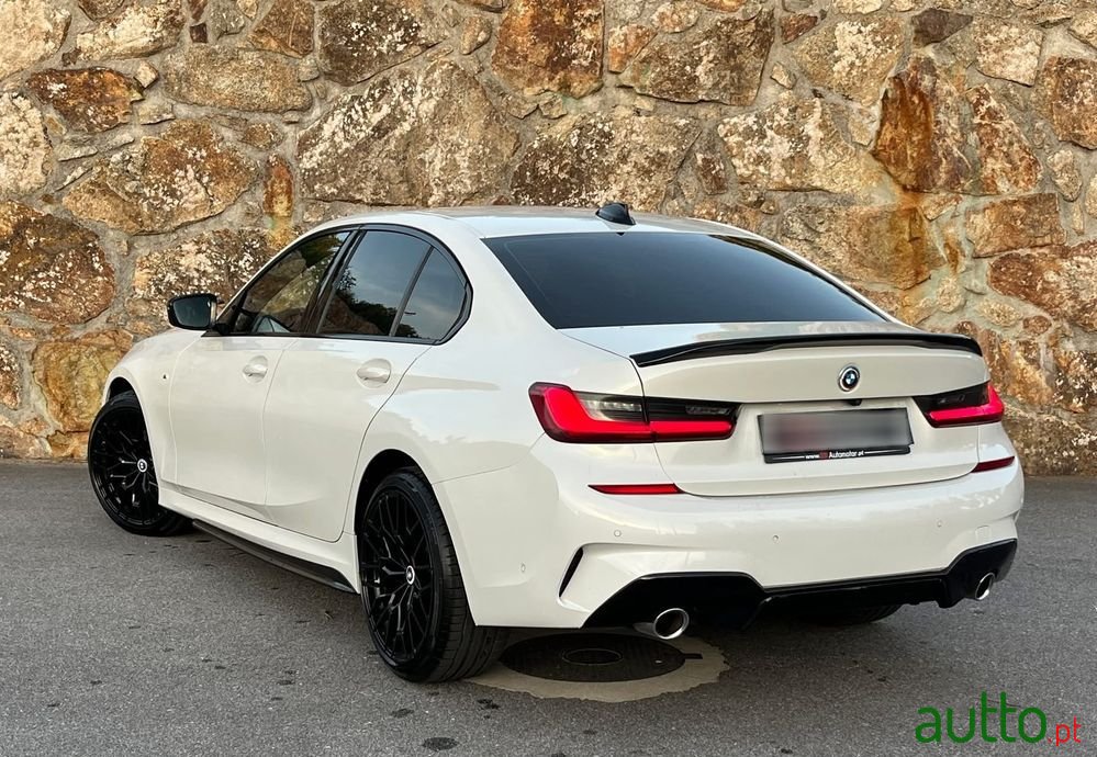 2021' BMW Série 3 D Pack M Auto photo #2