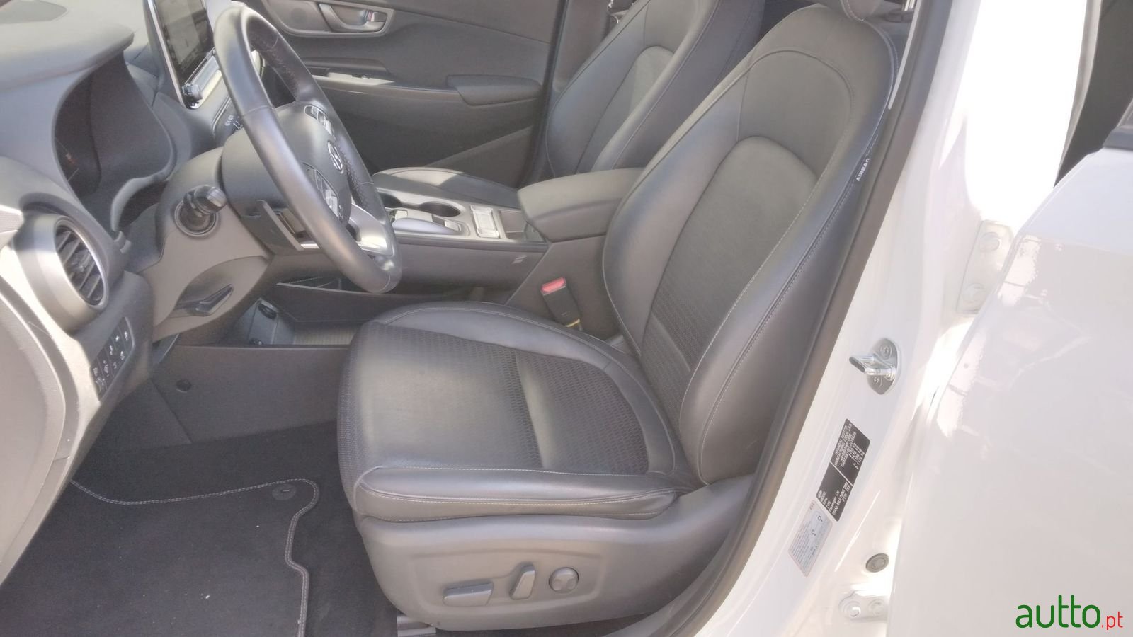 2021' Hyundai Kauai photo #6