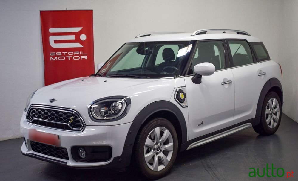 2020' MINI Countryman Cooper Se All4 Auto photo #1