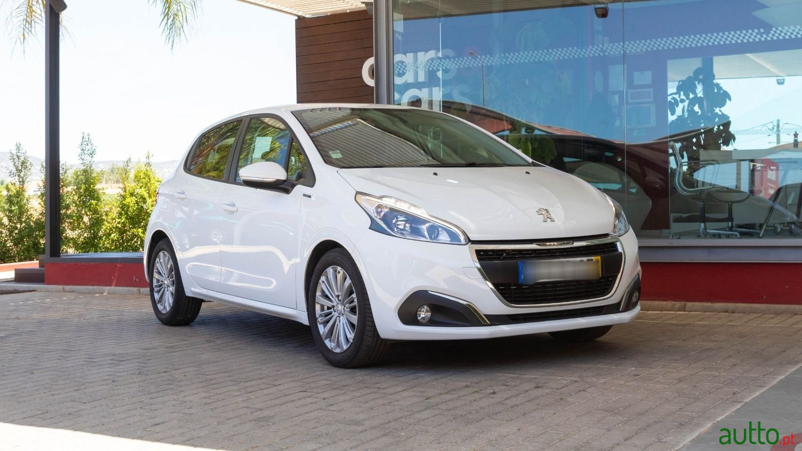 2018' Peugeot 208 photo #6