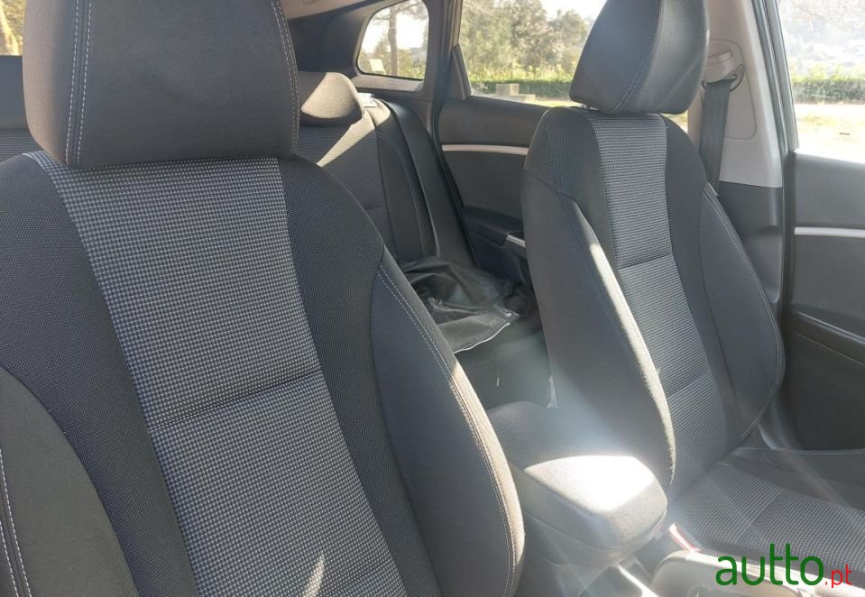 2015' Hyundai i30 Cw photo #5