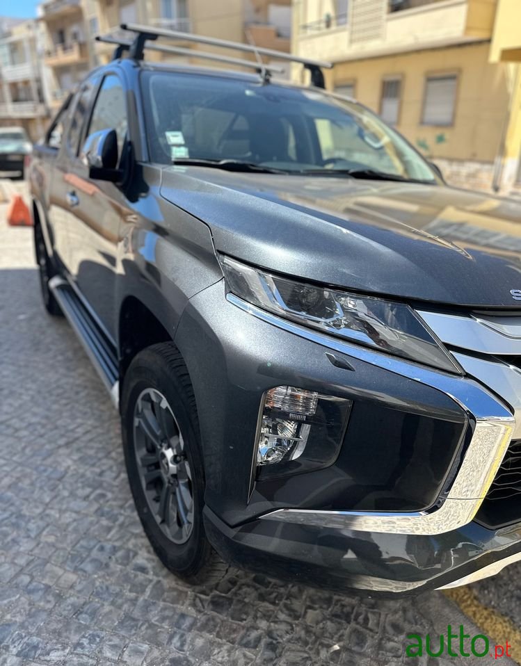 2020' Mitsubishi L200 photo #6