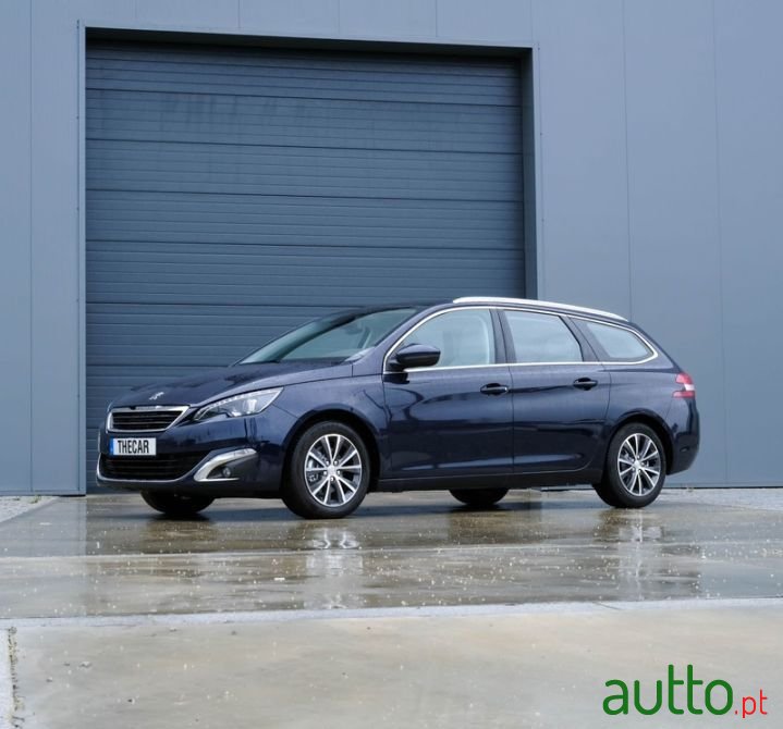 2016' Peugeot 308 Sw photo #2