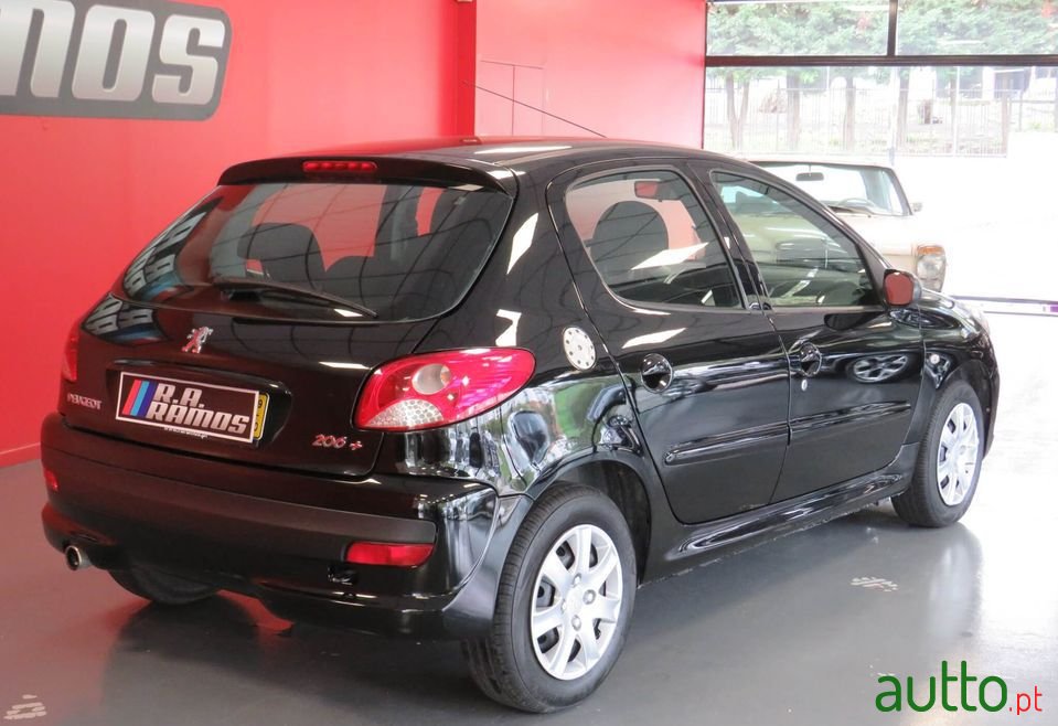 2009' Peugeot 206 Plus photo #5