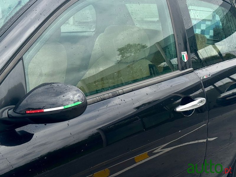 2005' Lancia Ypsilon photo #3