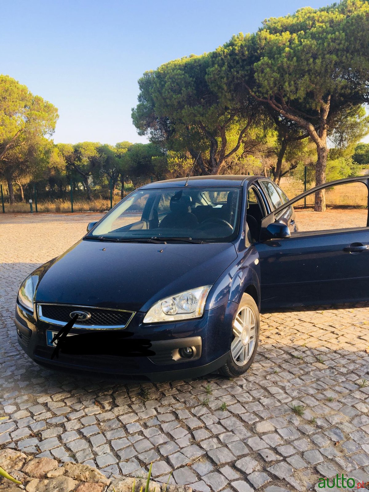 2005' Ford Focus photo #1