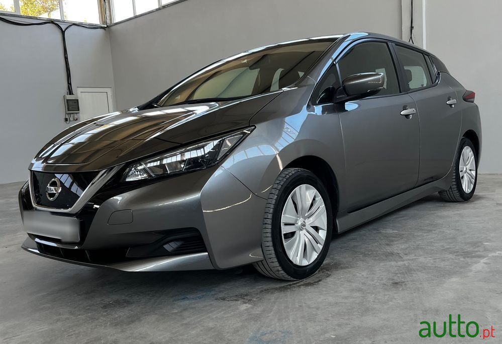 2020' Nissan Leaf 40 Kwh Acenta photo #2