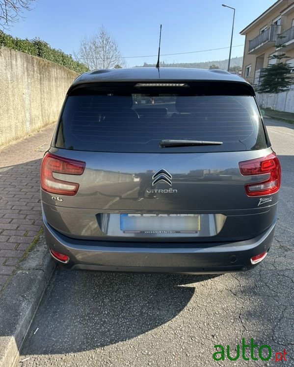 2017' Citroen C4 Grand Picasso photo #3