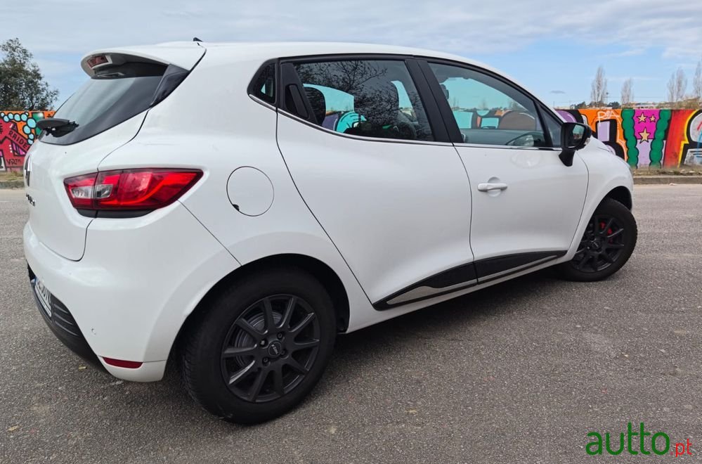 2017' Renault Clio photo #4