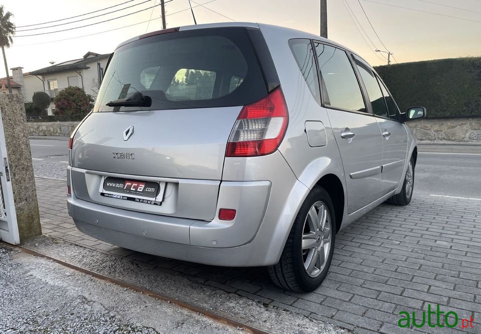 2006' Renault Scenic photo #4