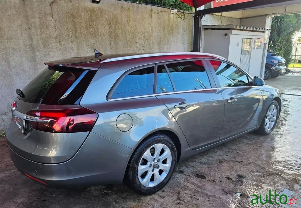 2017' Opel Insignia Sports Tourer photo #4