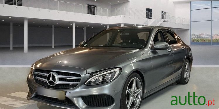 2018' Mercedes-Benz Classe C photo #1