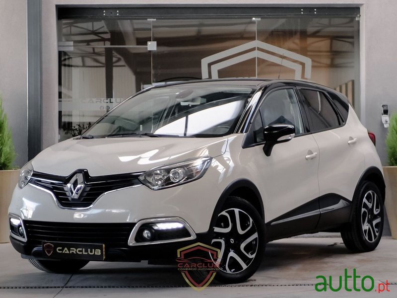 2015' Renault Captur photo #1