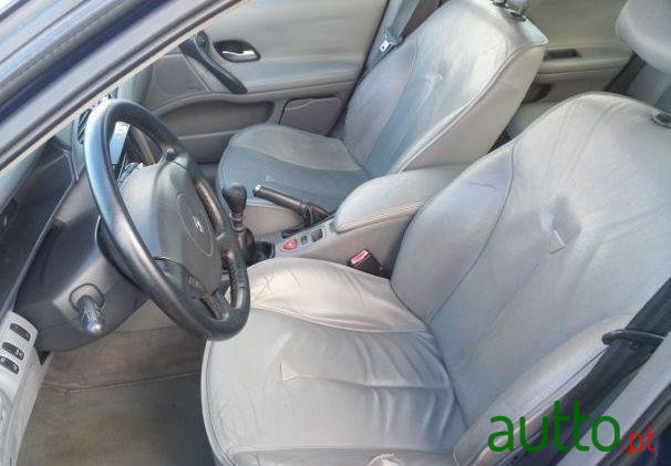 2001' Renault Laguna Initial photo #4