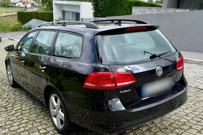 2011' Volkswagen Passat Variant